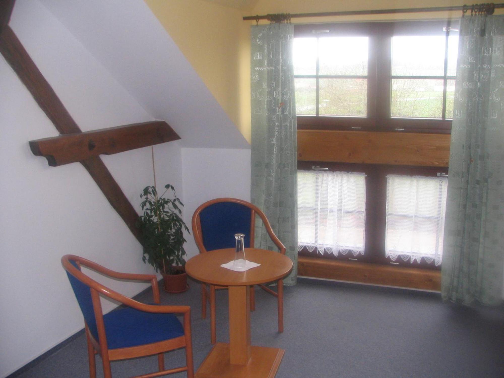 Pension Smetanuv Statek Hradec Králové Extérieur photo